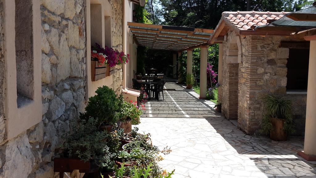 Agriturismo Casal Taccone Appartement Tarquinia Buitenkant foto
