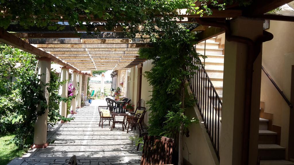 Agriturismo Casal Taccone Appartement Tarquinia Buitenkant foto